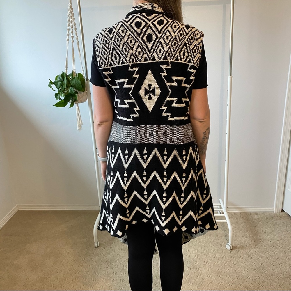 Long Sweater Vest - Picture 7 of 7